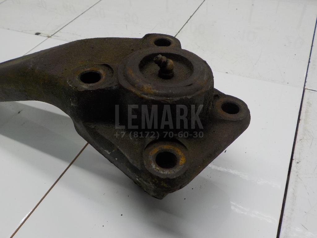 Сошка поворотного кулака левая