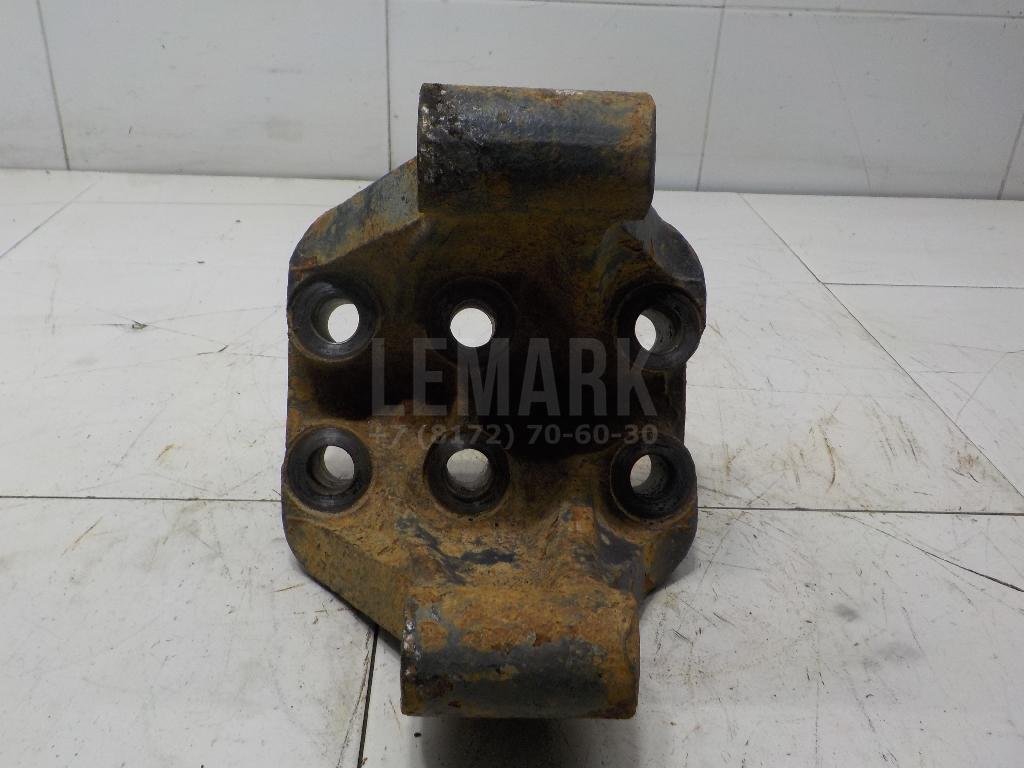 Кронштейн реактивной тяги