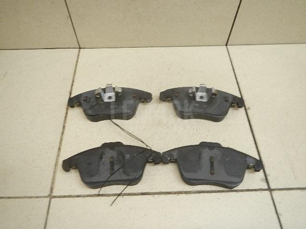 Колодки тормозные передние к-кт