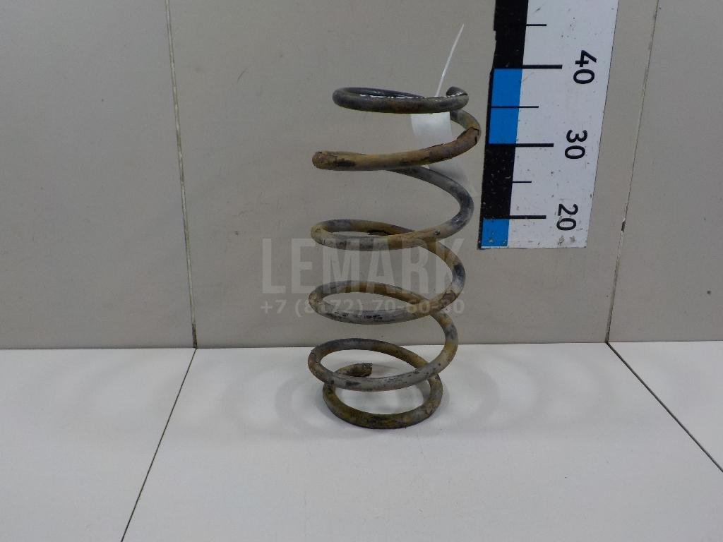 Пружина передняя