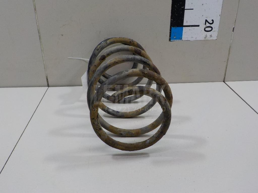 Пружина передняя