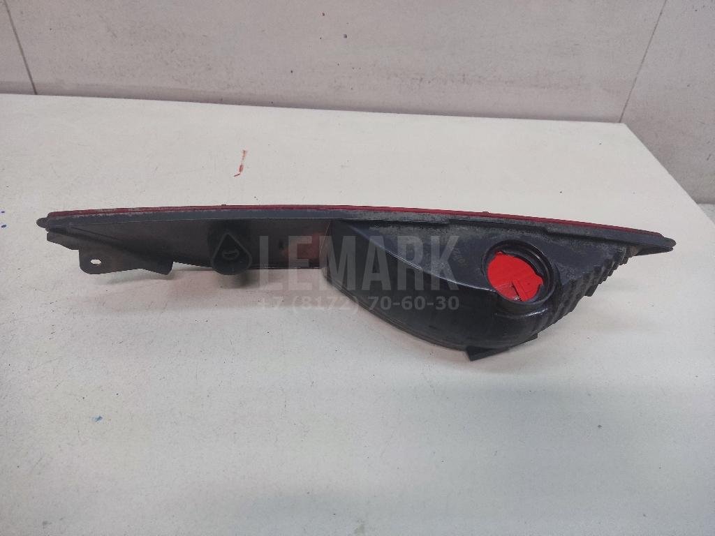 Фонарь задний в бампер правый для  Audi A1 (8X) 2010-2018