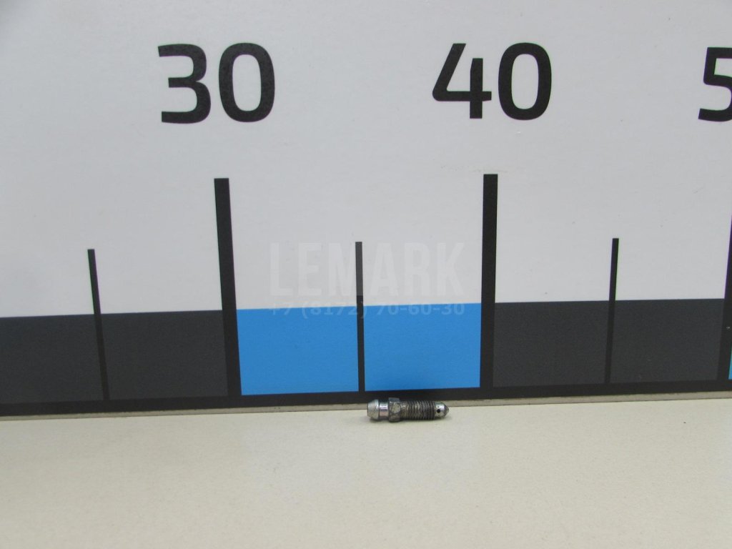 Штуцер прокачки тормозов