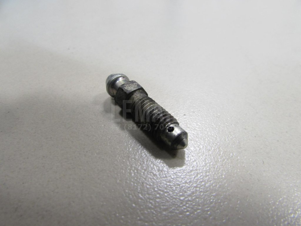 Штуцер прокачки тормозов