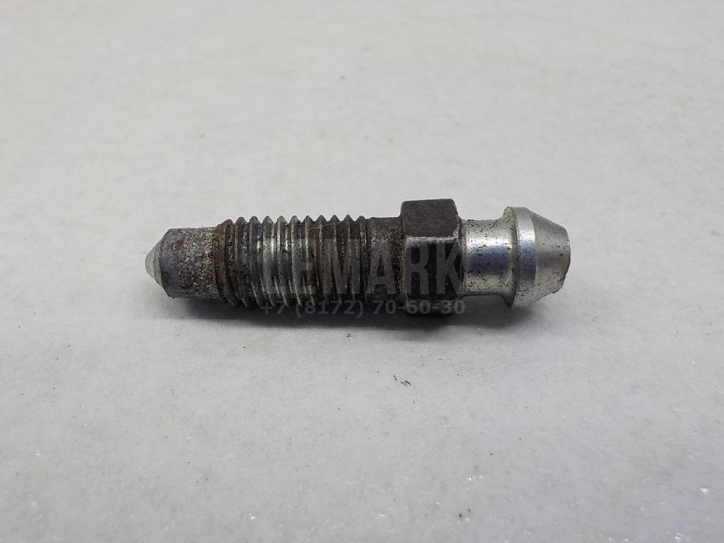 Штуцер прокачки тормозов