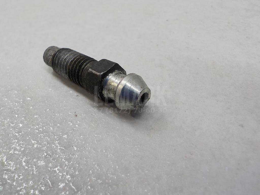 Штуцер прокачки тормозов