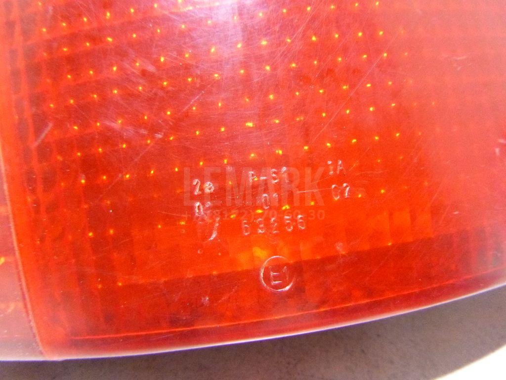 Фонарь задний наружный левый