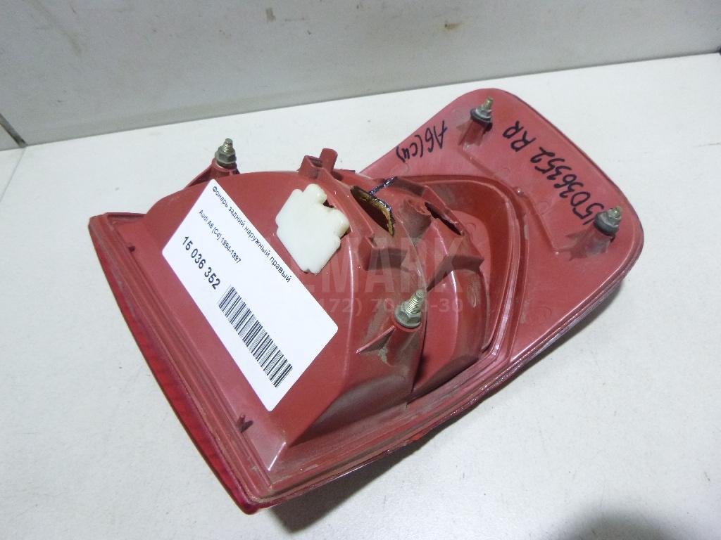 Фонарь задний наружный левый