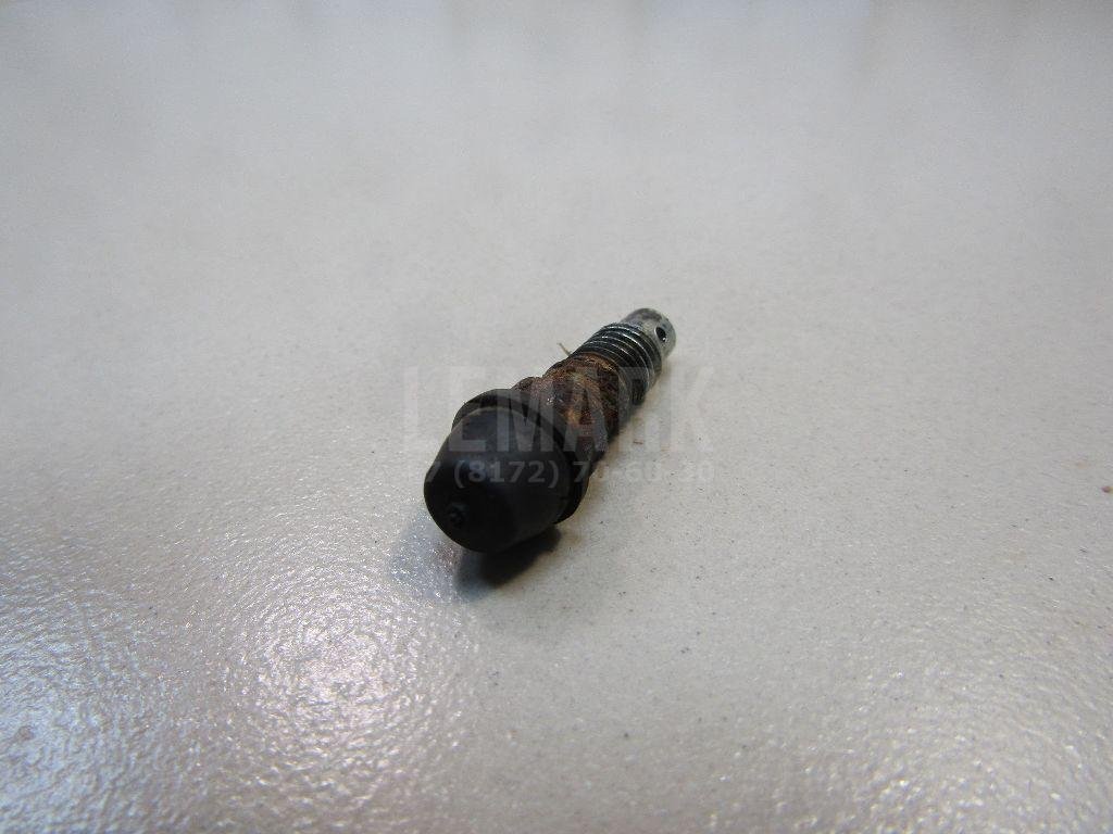 Штуцер прокачки тормозов