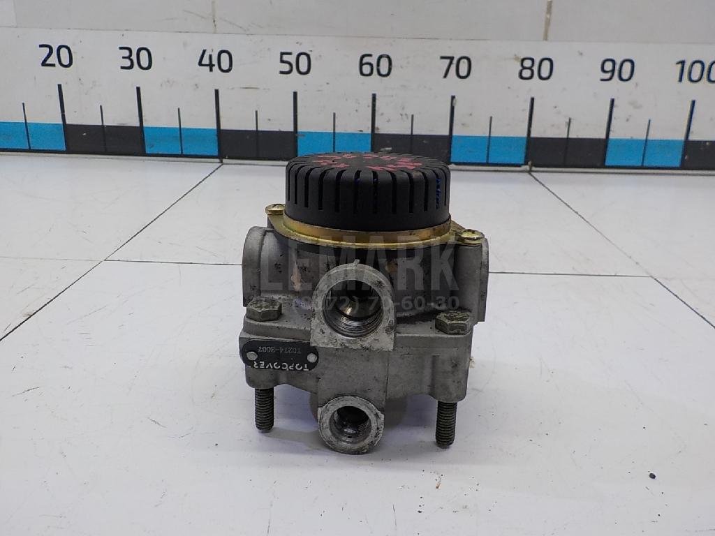 Клапан ускорительный