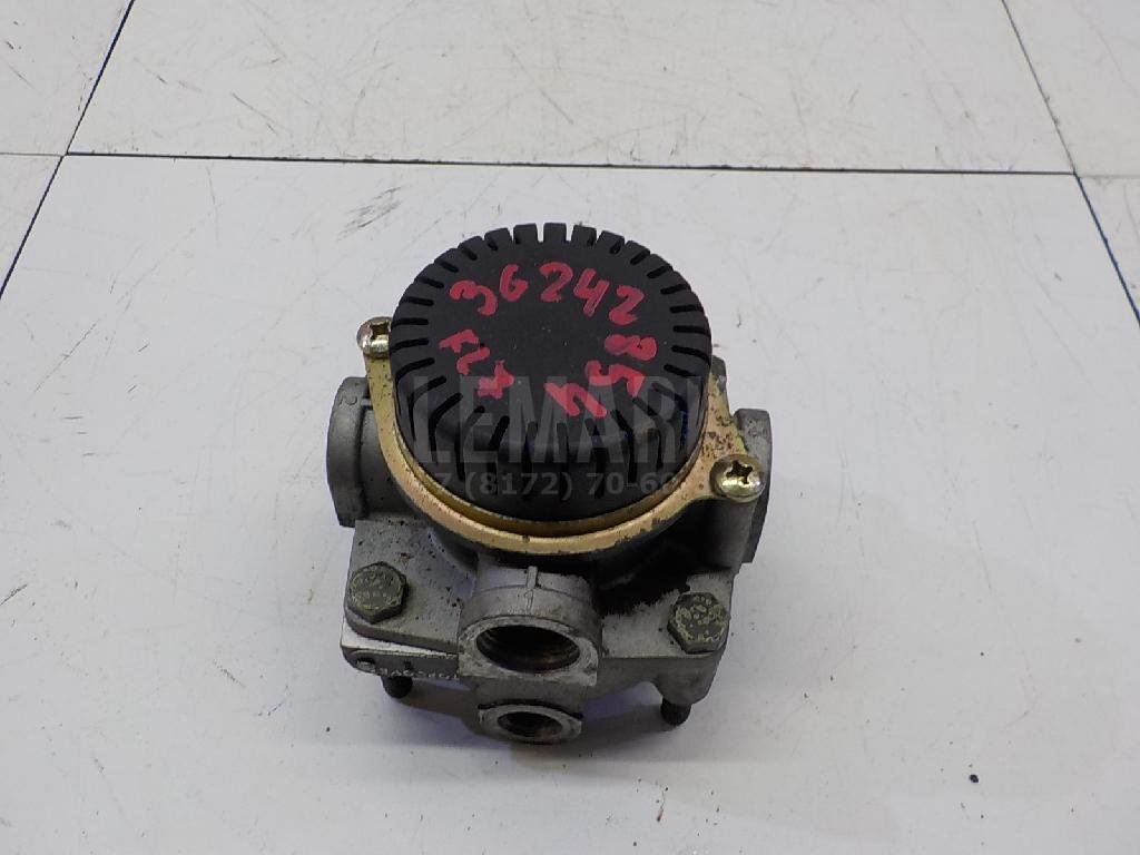 Клапан ускорительный