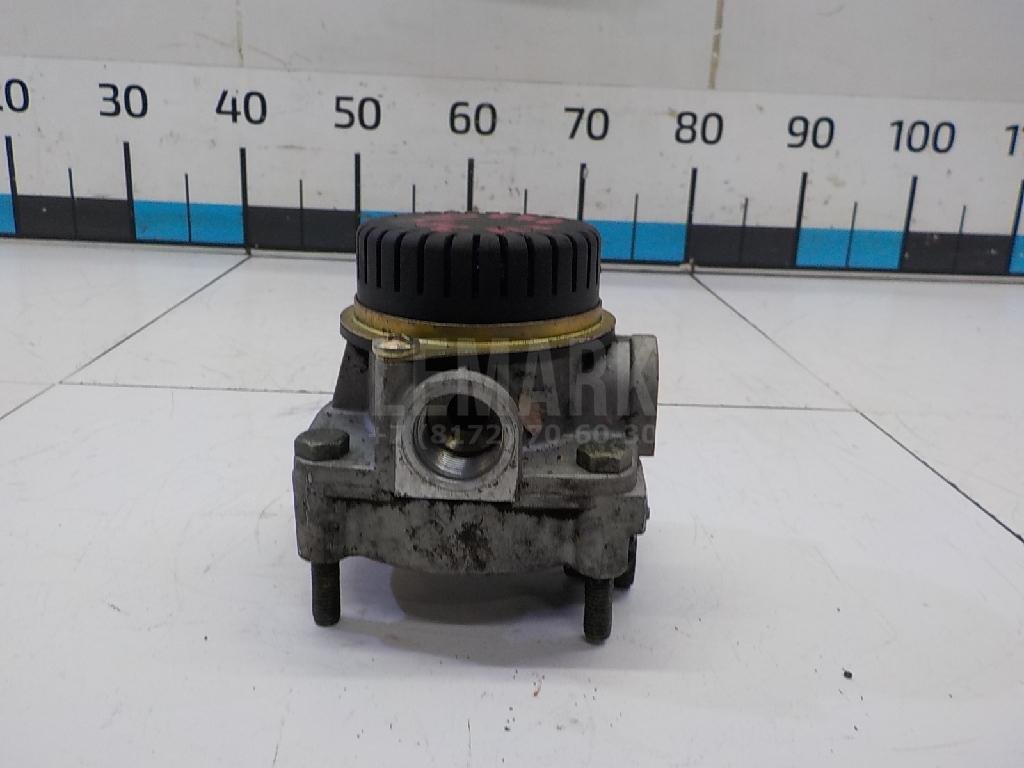 Клапан ускорительный