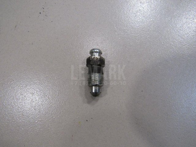 Штуцер прокачки тормозов