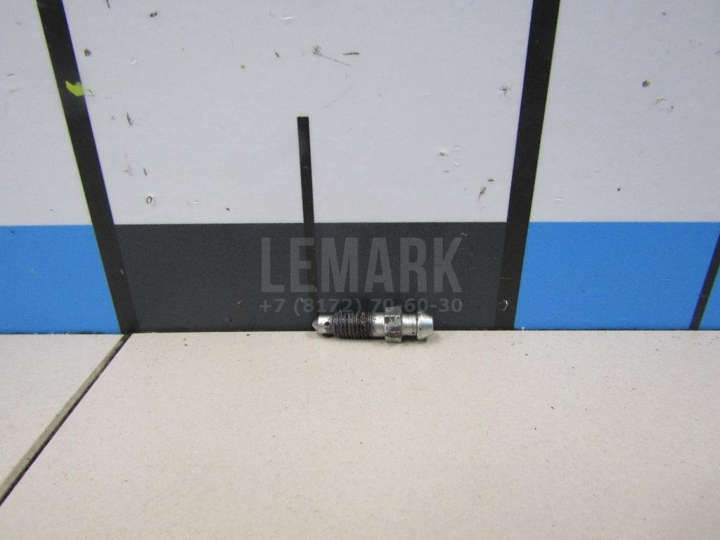 Штуцер прокачки тормозов