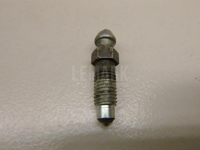 Штуцер прокачки тормозов