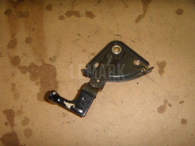 Ручка открывания капота