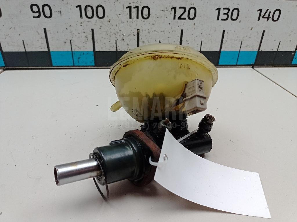 Цилиндр тормозной главный