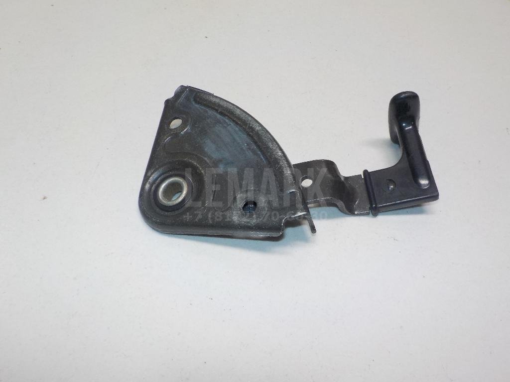 Ручка открывания капота