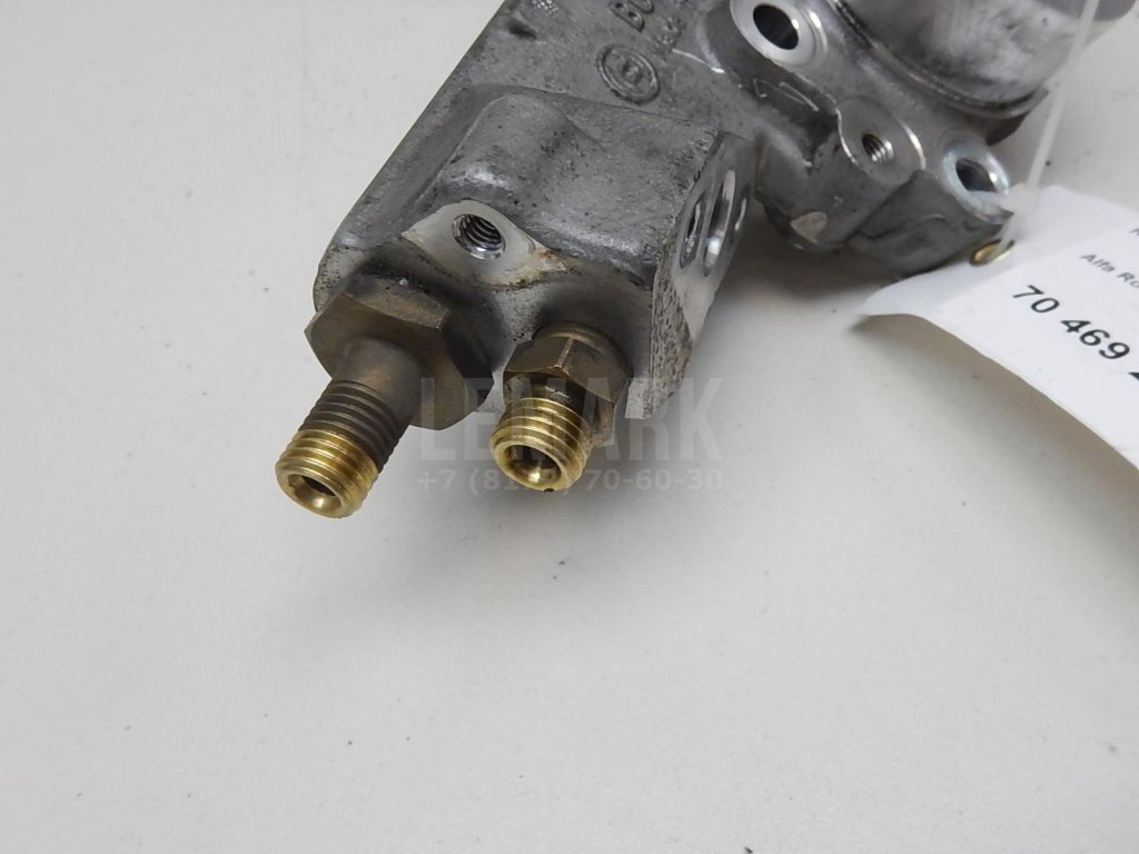 Рейка топливная (рампа)