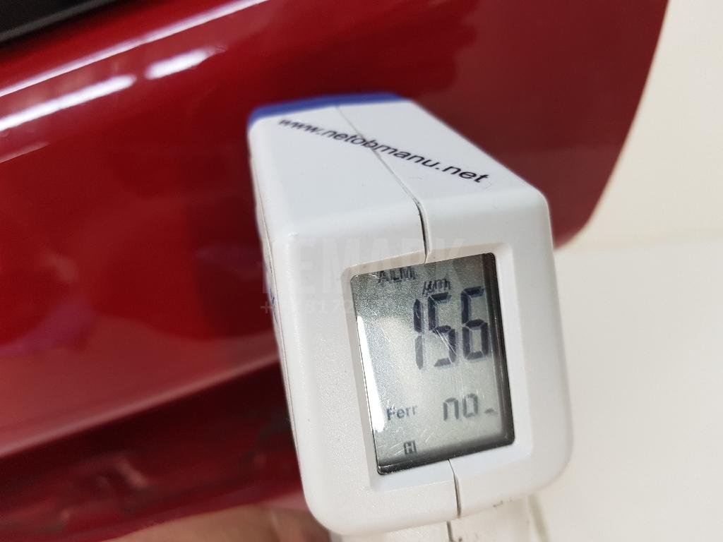 Дверь багажника со стеклом