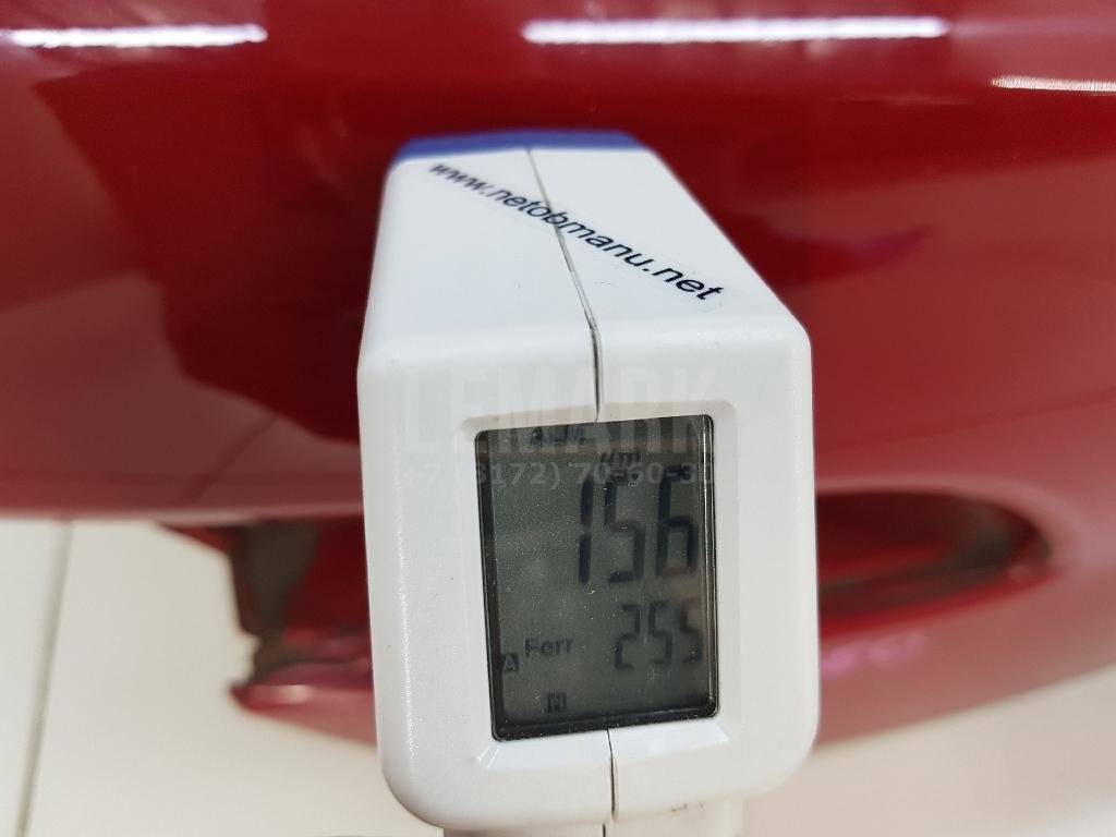 Дверь багажника со стеклом