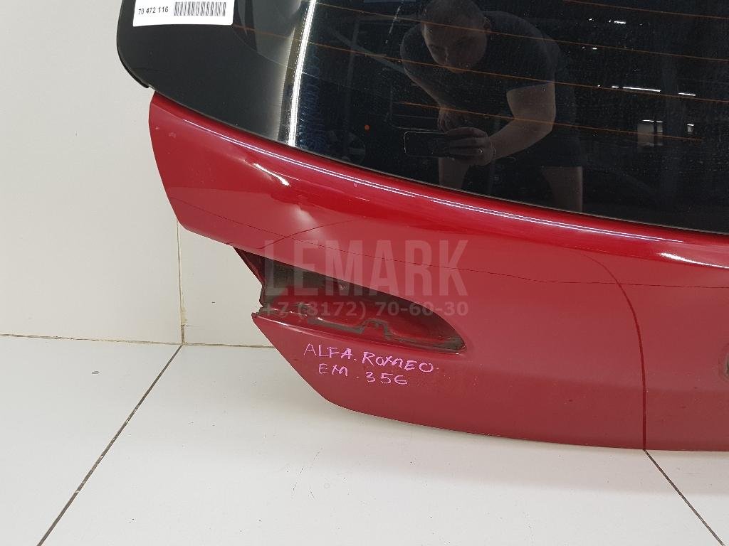 Дверь багажника со стеклом