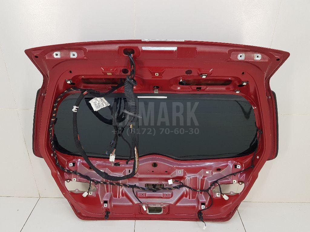 Дверь багажника со стеклом