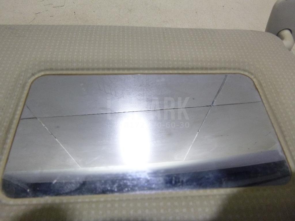 Козырек солнцезащитный (внутри)