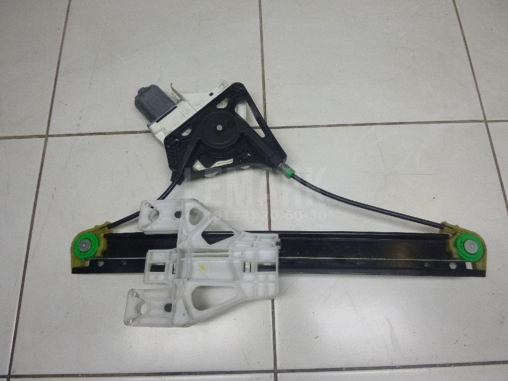 Стеклоподъемник электр. задний правый