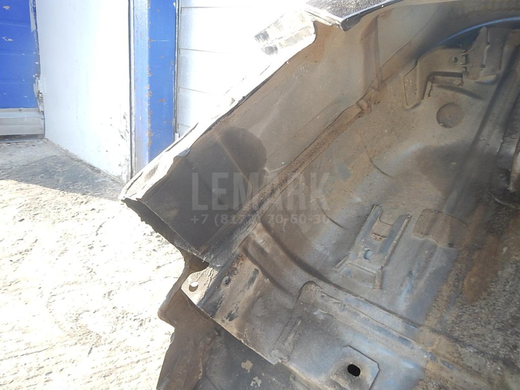 Крыло заднее правое