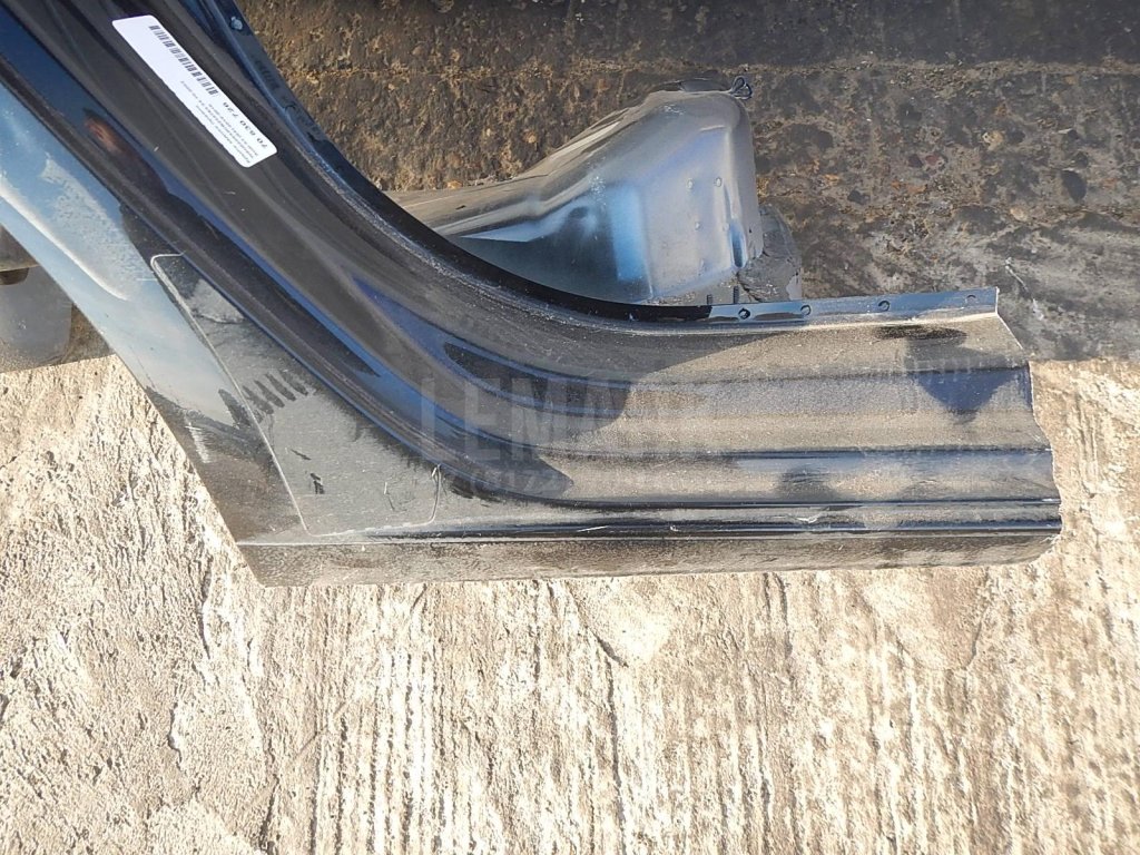 Крыло заднее правое