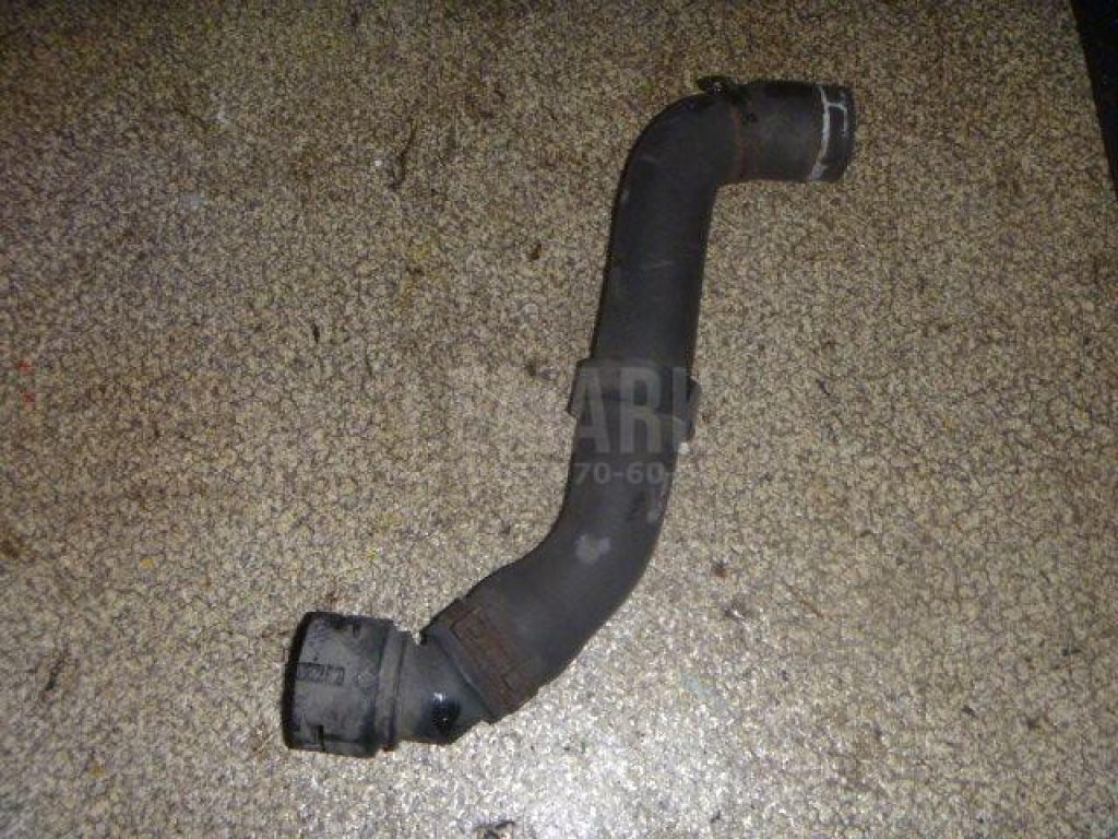 Патрубок радиатора