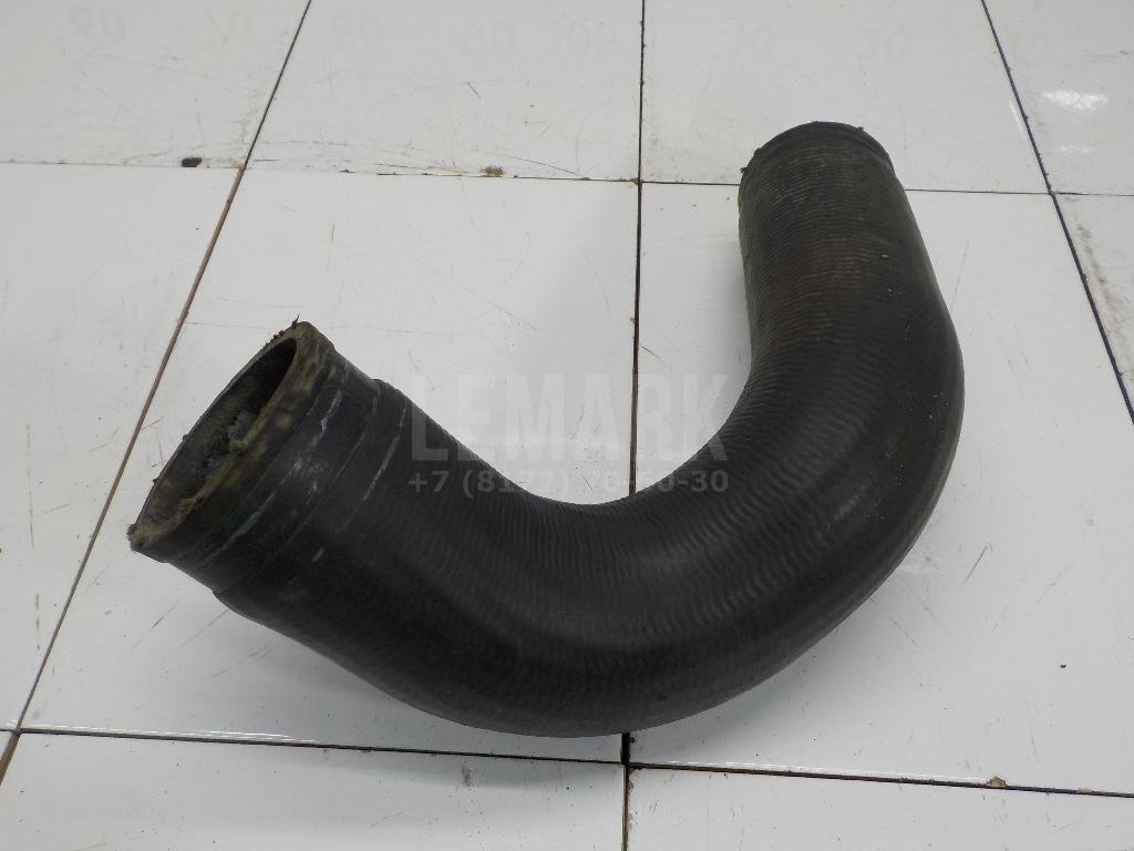 Патрубок радиатора