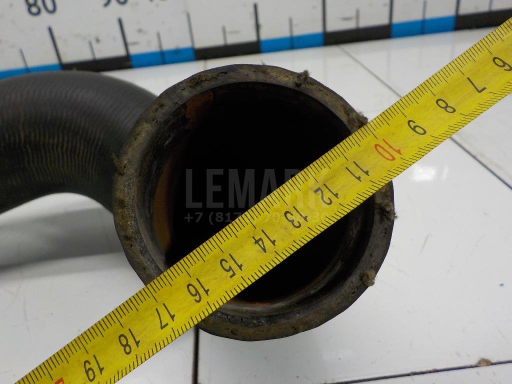 Патрубок радиатора