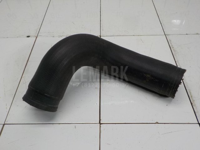 Патрубок радиатора