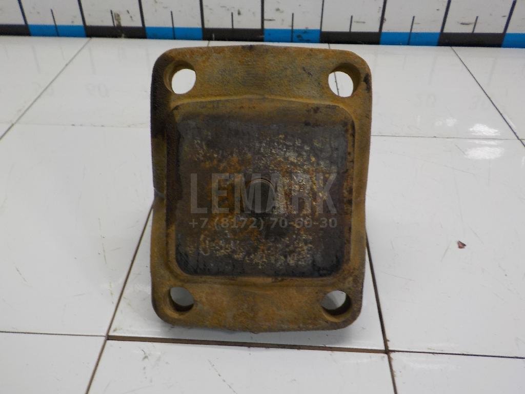 Кронштейн реактивной тяги для  Audi 100/200 [44] 1983-1991