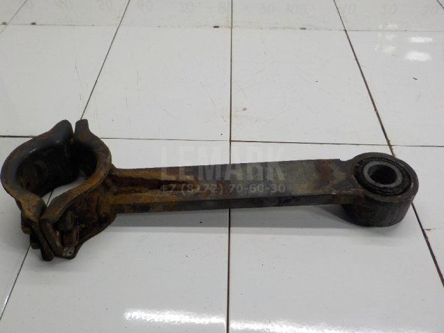 Стойка переднего стабилизатора