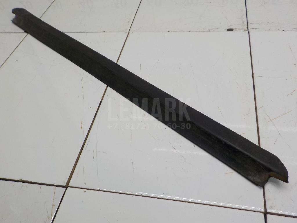 Уплотнитель стекла двери