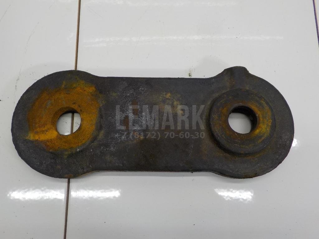 Серьга передней рессоры