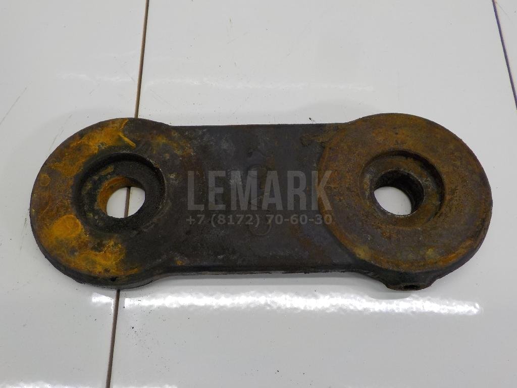 Серьга передней рессоры