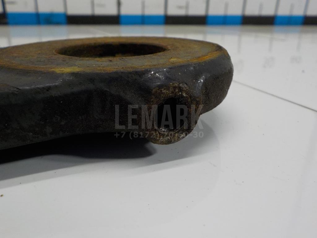 Серьга передней рессоры