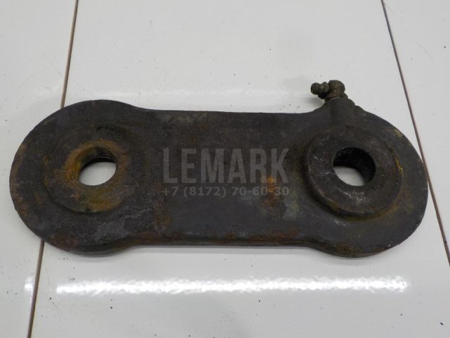 Серьга передней рессоры