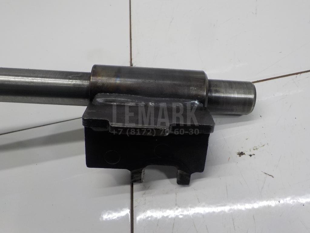 Вилка включения передачи