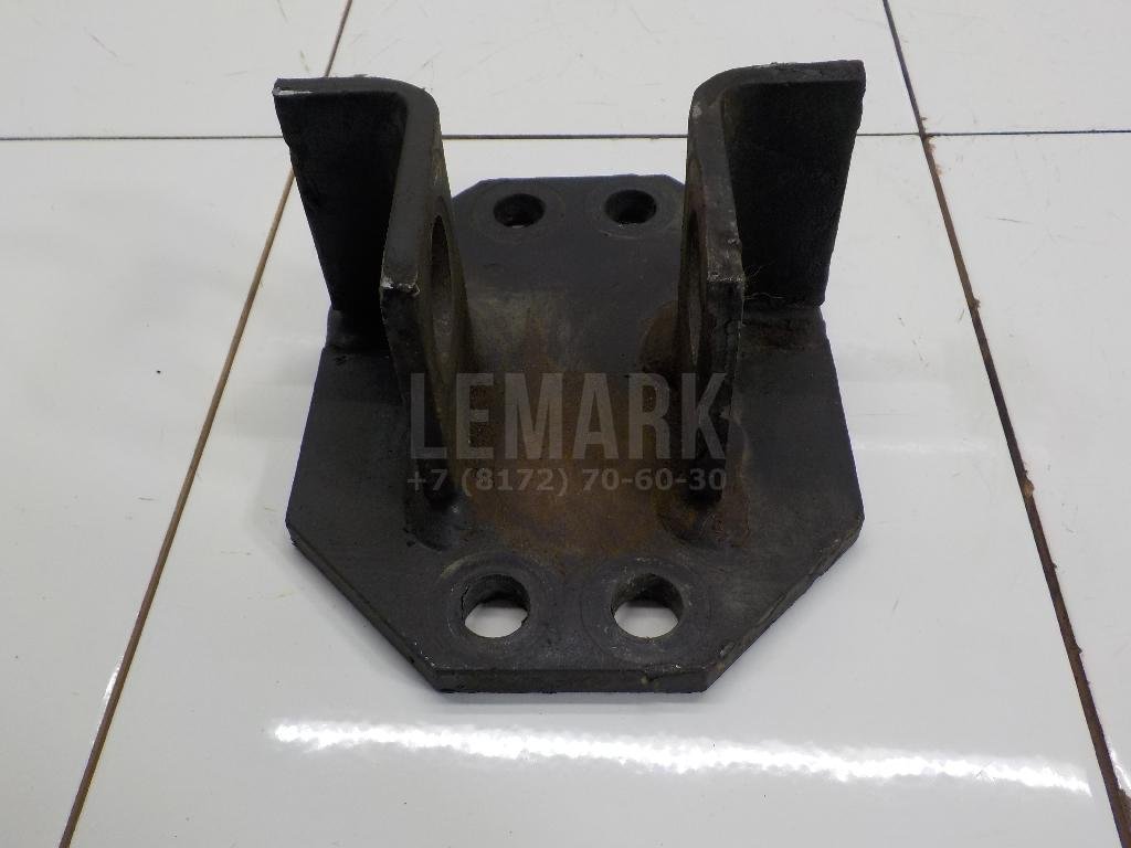 Кронштейн крепления переднего стабилизатора