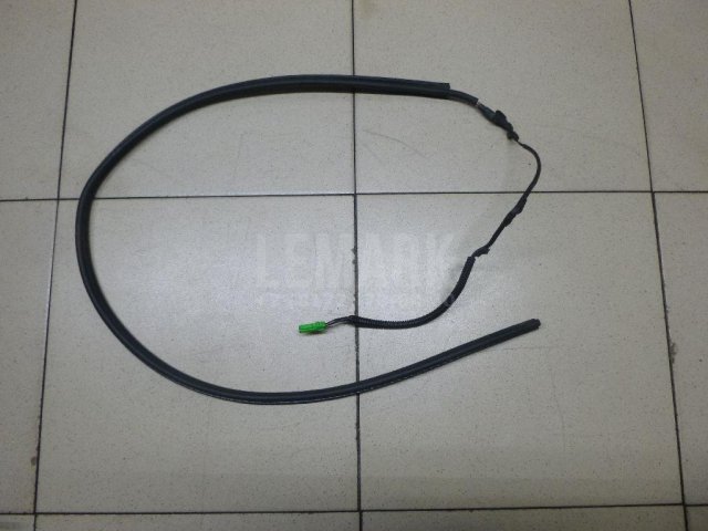 Уплотнитель багажника