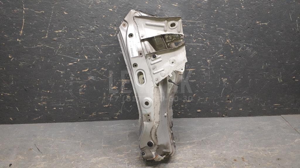 Стойка передней двери для  Audi A4 [B5] 1994-2001