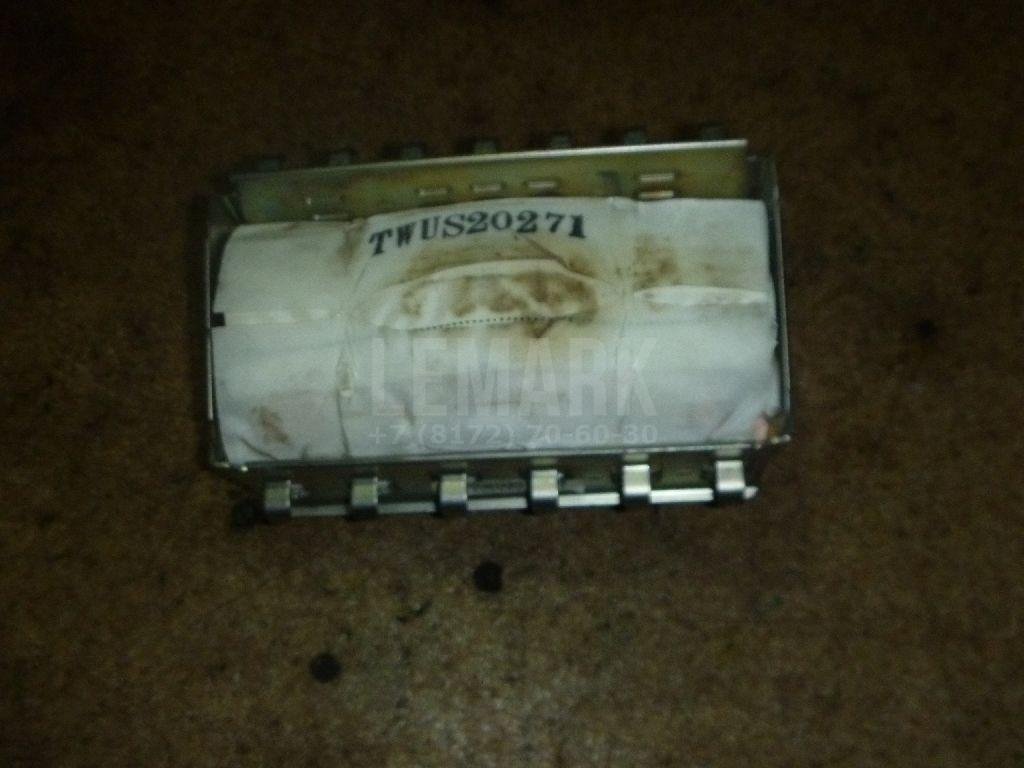 Подушка безопасности пассажирская (в торпедо)