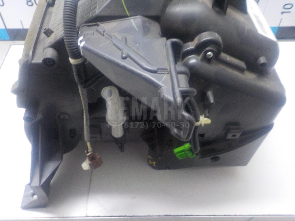 Корпус отопителя для  Audi A4 [B9] 2015