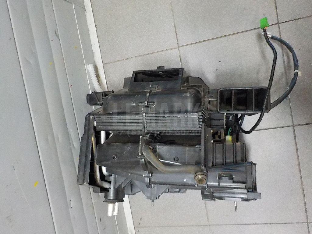 Корпус отопителя для  Audi A4 [B9] 2015