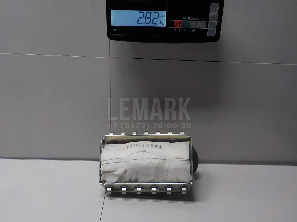 Подушка безопасности пассажирская (в торпедо)